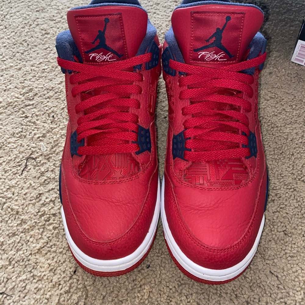 Jordan 4 Fiba (Size 10)